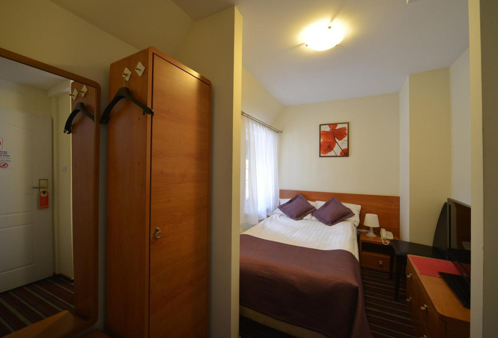 Bukowy Dworek Bad Salzbrunn Zimmer foto
