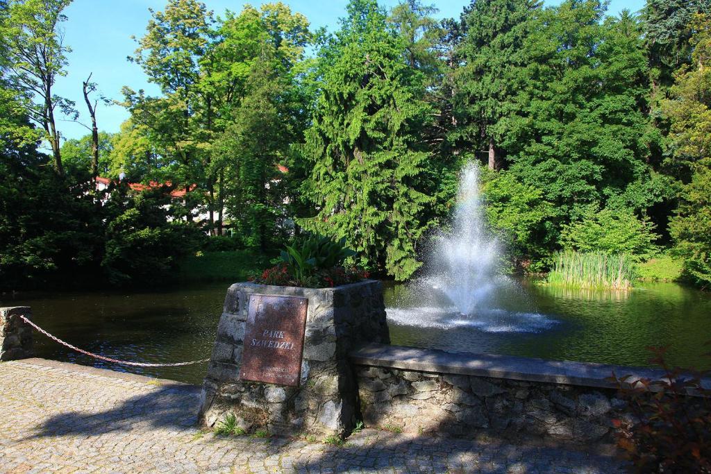 Bukowy Dworek Bad Salzbrunn Exterior foto